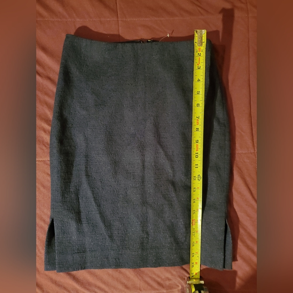LOFT dual split side lined dark navy skirt size 00P